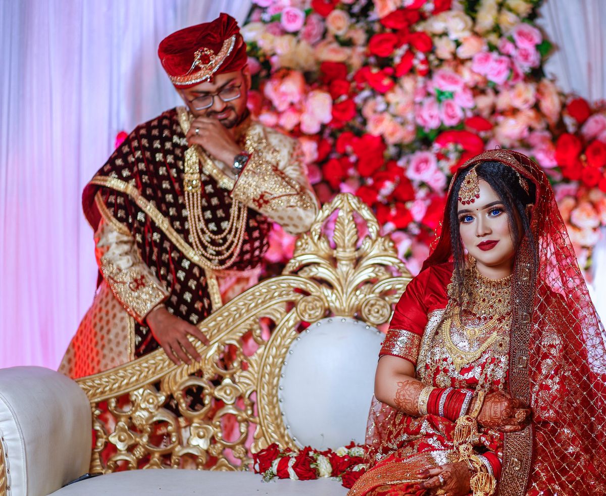 Indian Bride in Traditional Clothing Posing at a Wedding Venue · Free ...