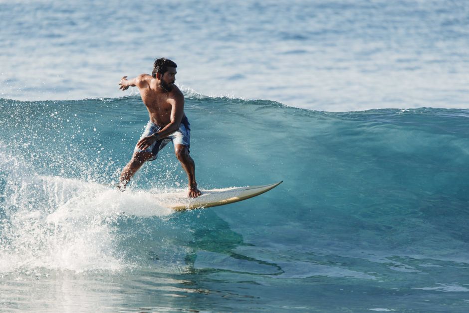 menjelajahi mentawai untuk pecinta surfing
