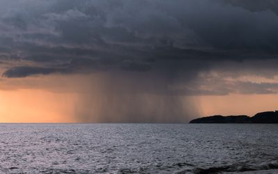 Bờ biển BC và một phần Vancouver Island sẽ đón mưa lớn, gió mạnh