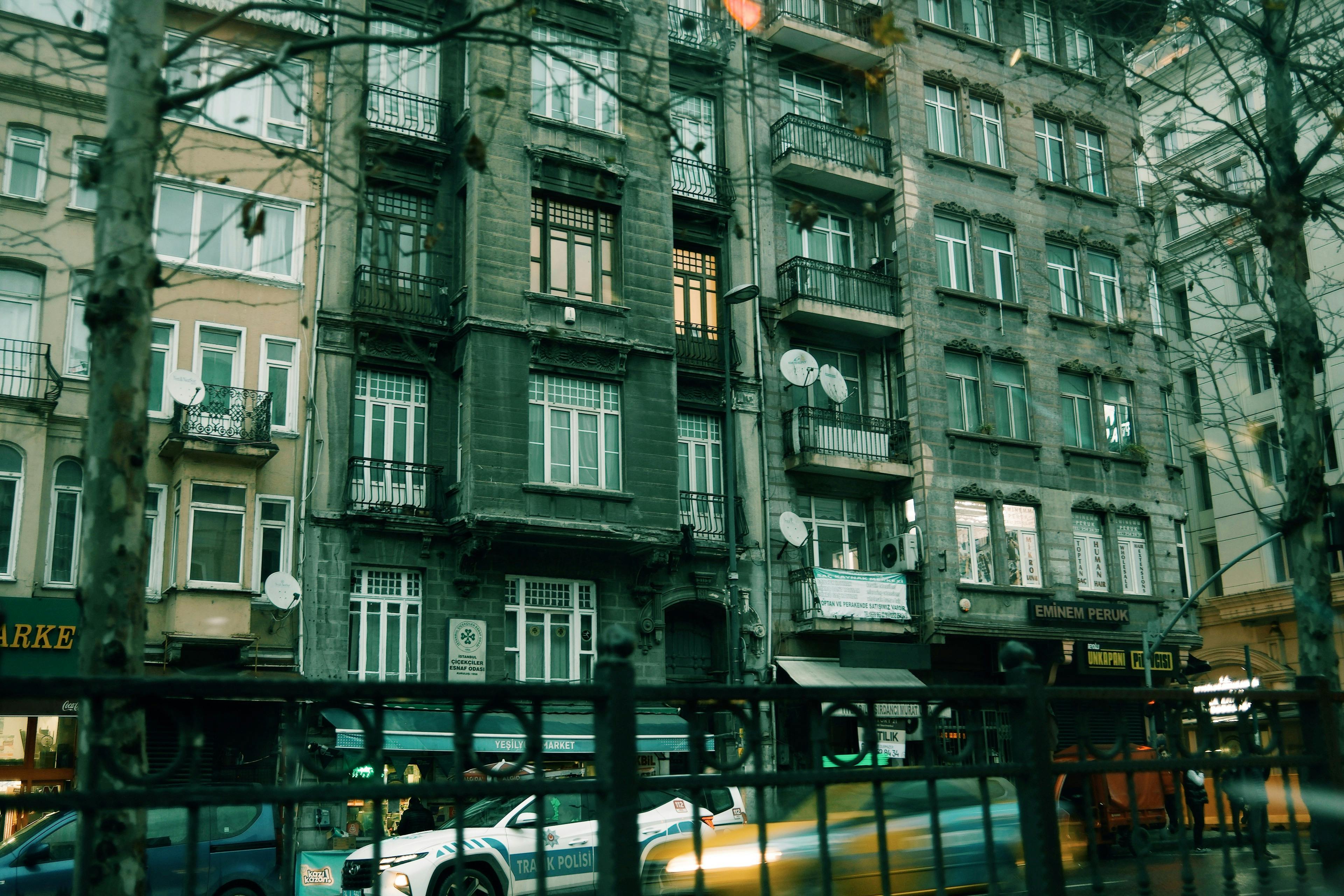 Urban Streetscape with Historic Architecture · Free Stock Photo