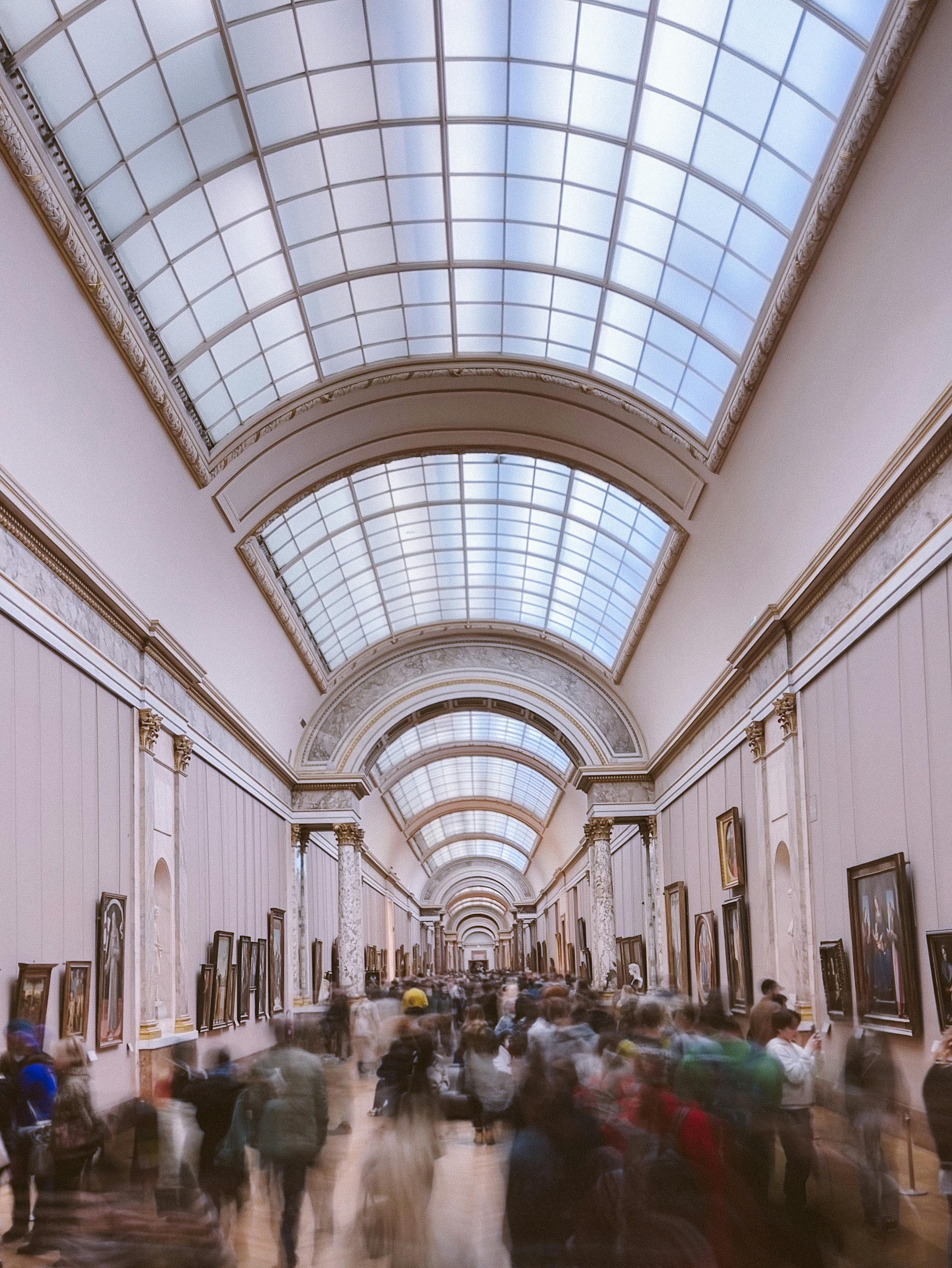 Quarterly Art Market Report: Comprehensive Sales Data and Trends Analysis for 2024
