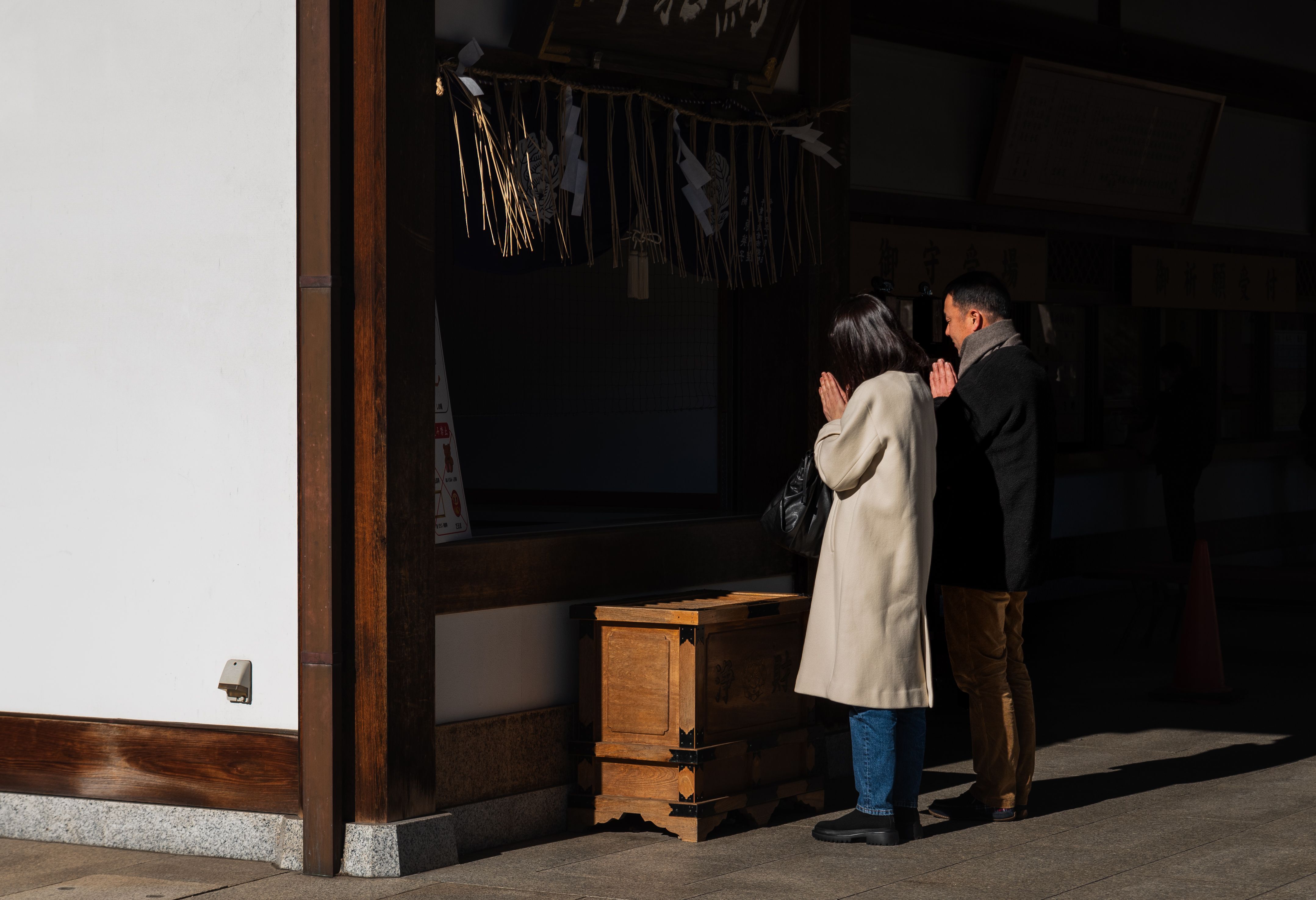 In Japan, divorce splits parents from children. Could a law change end sole custody? — Photo by fishshoto on Pexels