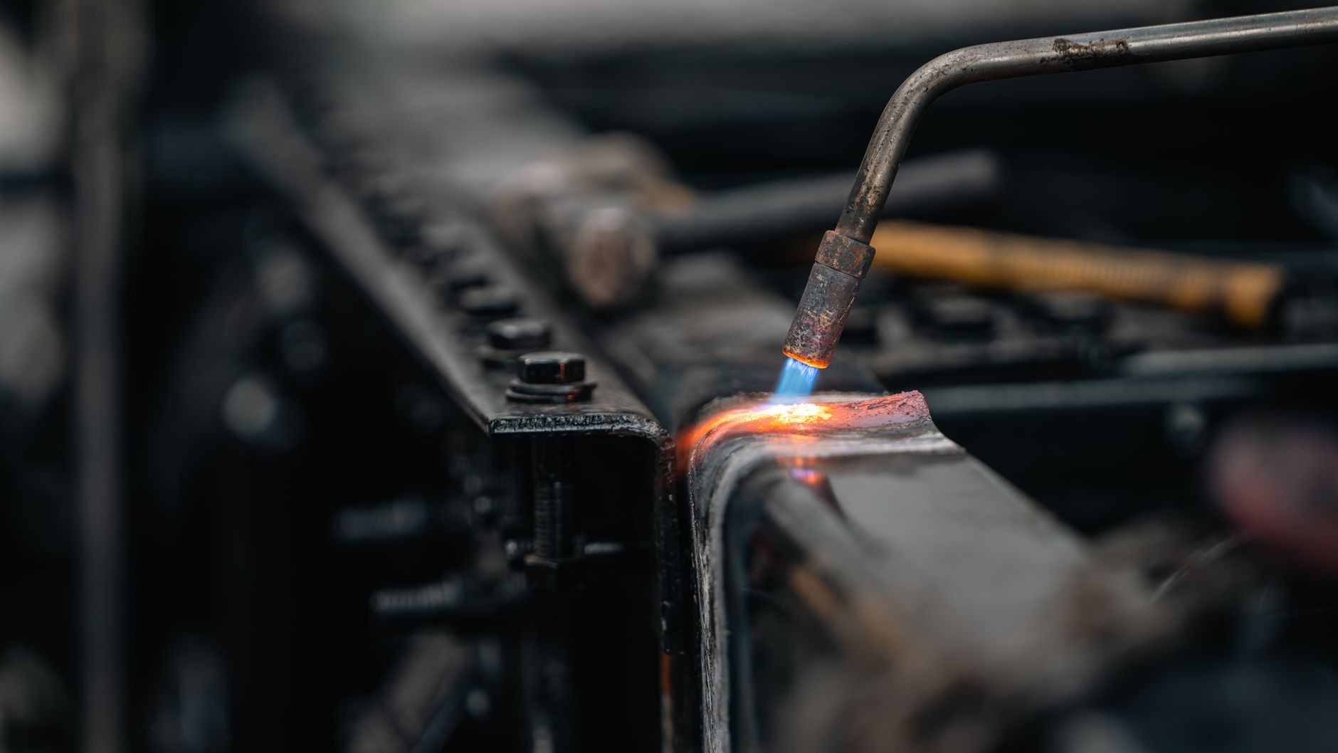 Reusable vs Disposable: The Real Economics of Dust Barrier Zippers