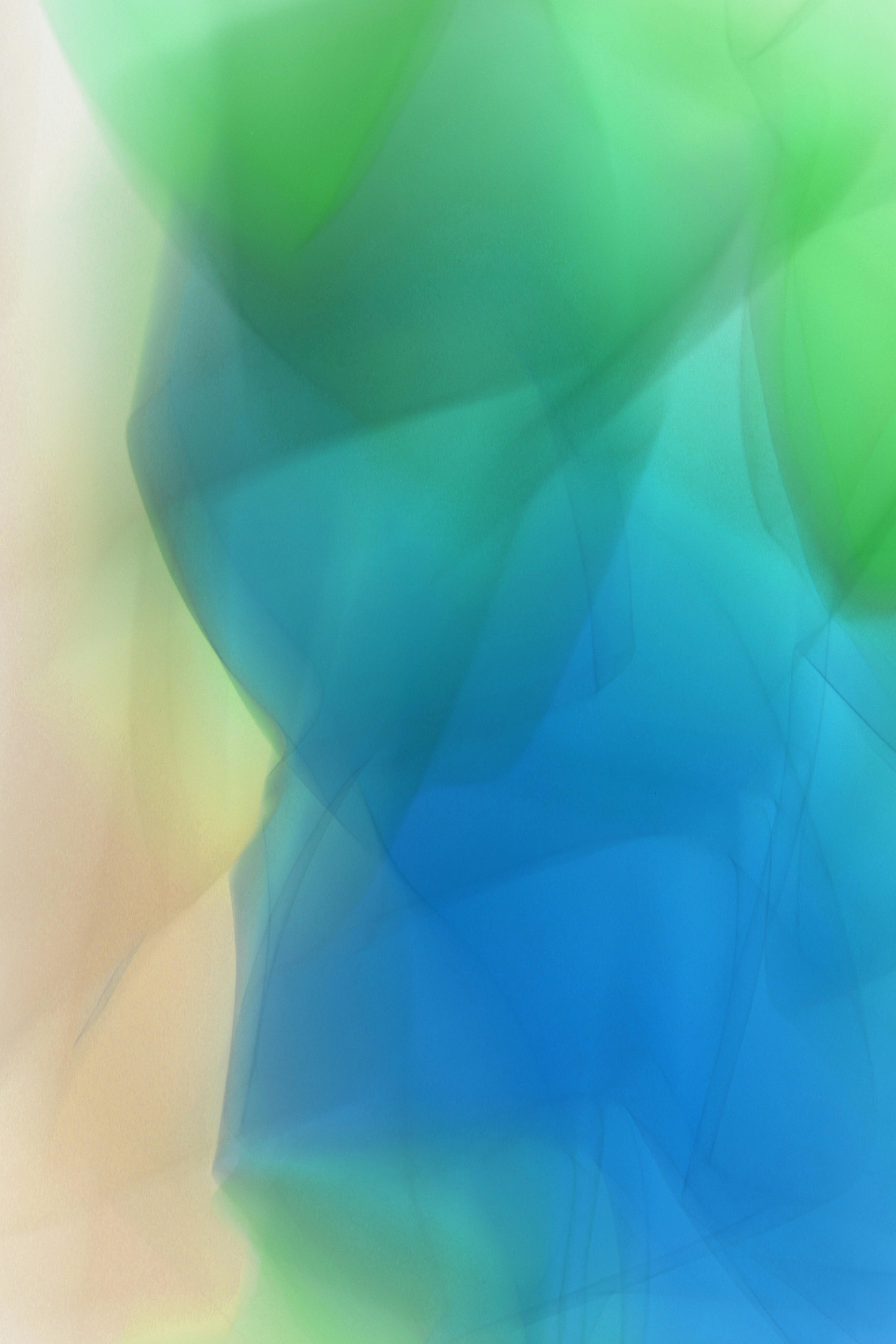 grátis Composição abstrata dinâmica com tons de azul e verde fluidos, perfeita para projetos criativos. Foto profissional