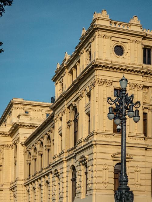 Free Stunning view of classical yellow museum architecture in São Paulo, showcasing rich historical details. Stock Photo