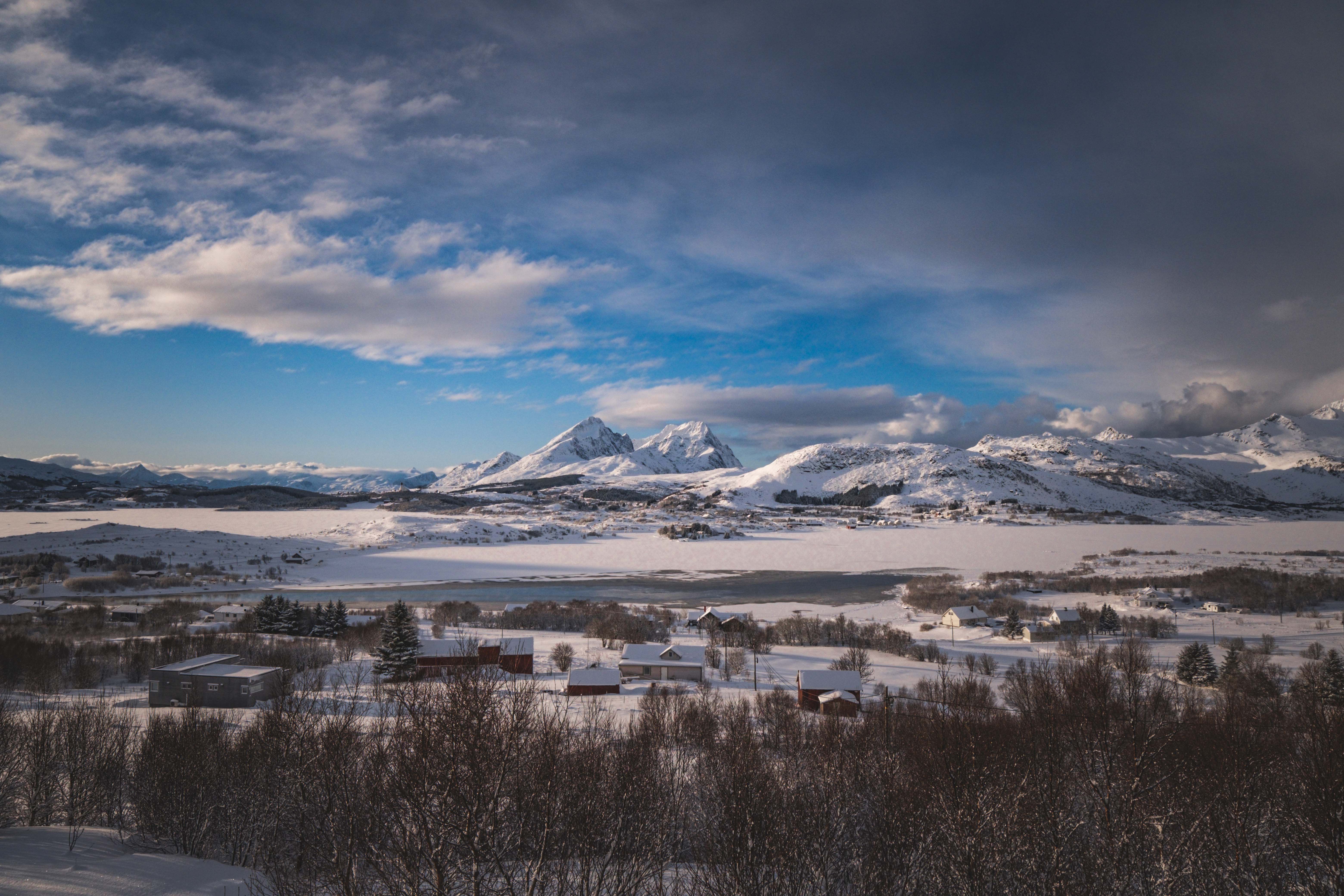 Scenic Winter Landscape with Snowy Mountains · Free Stock Photo
