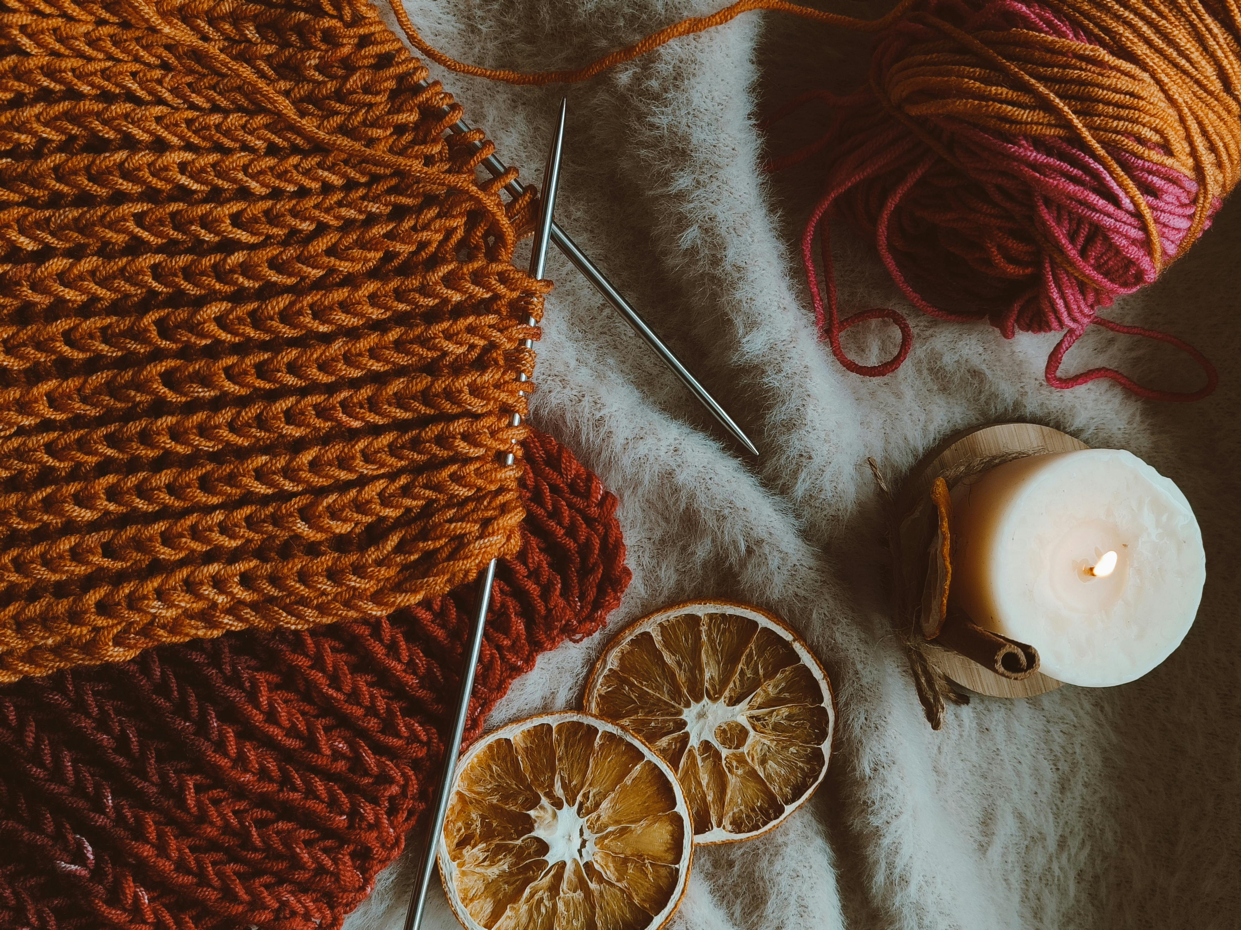 OPINION: Crafts and hobbies that will get you off your phone screens — Photo by Nur Tok on Pexels