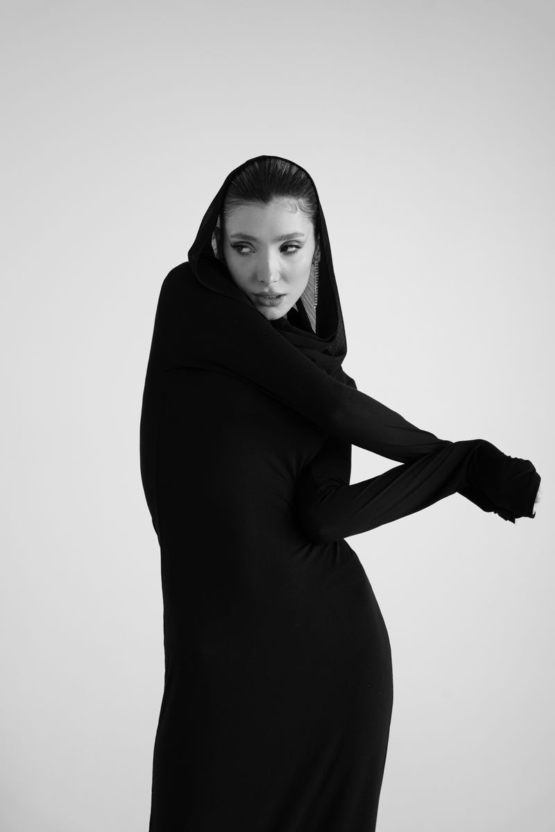 NOIR PORTRAIT