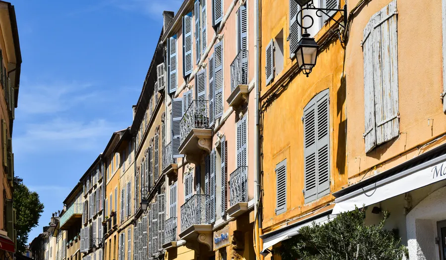 Le cours Mirabeau