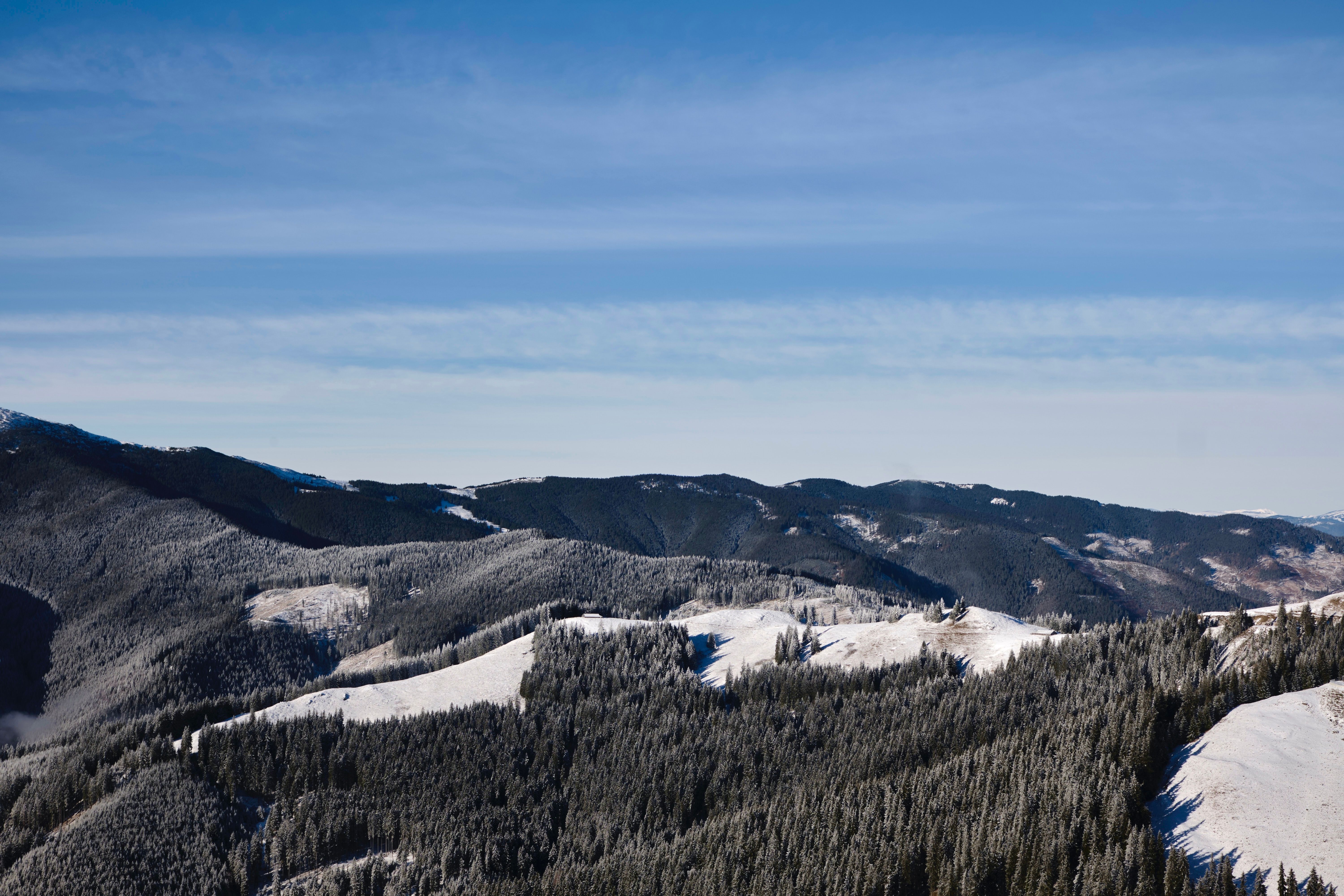 Scenic Winter Mountain Landscape with Snowy Peaks · Free Stock Photo
