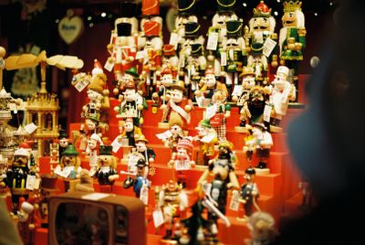 Nutcrackers & smokers