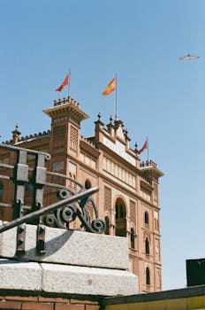 Capture of Plaza de Toros in Madrid showcasing Spanish architecture.