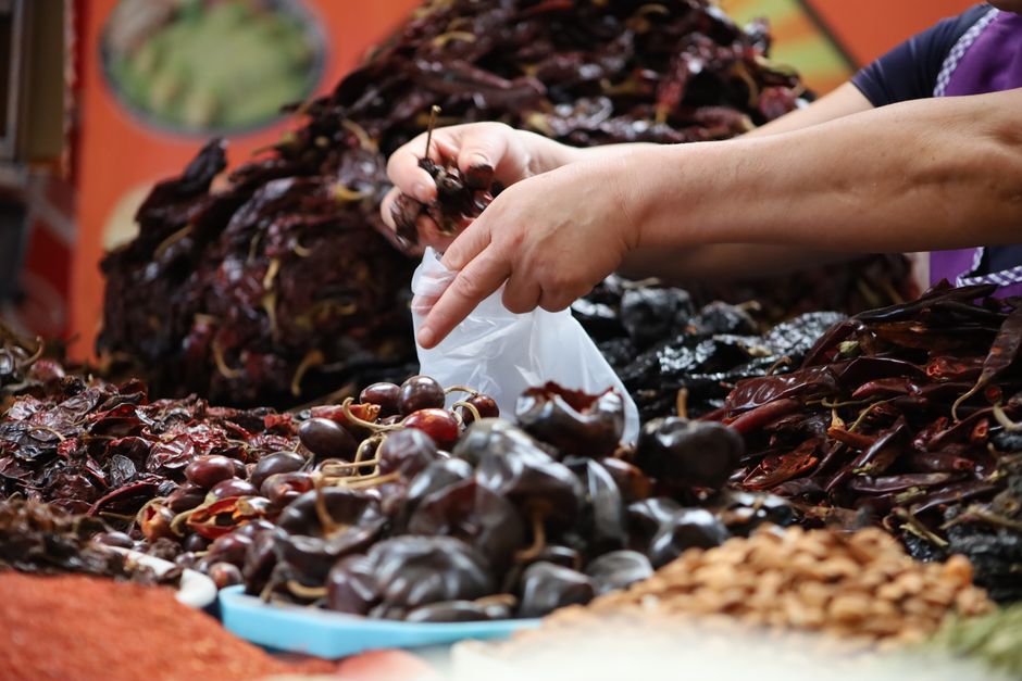 Mexikói mole poblano – az ősi azték csokoládés chilis szósz titka – dried mexican chili peppers variety