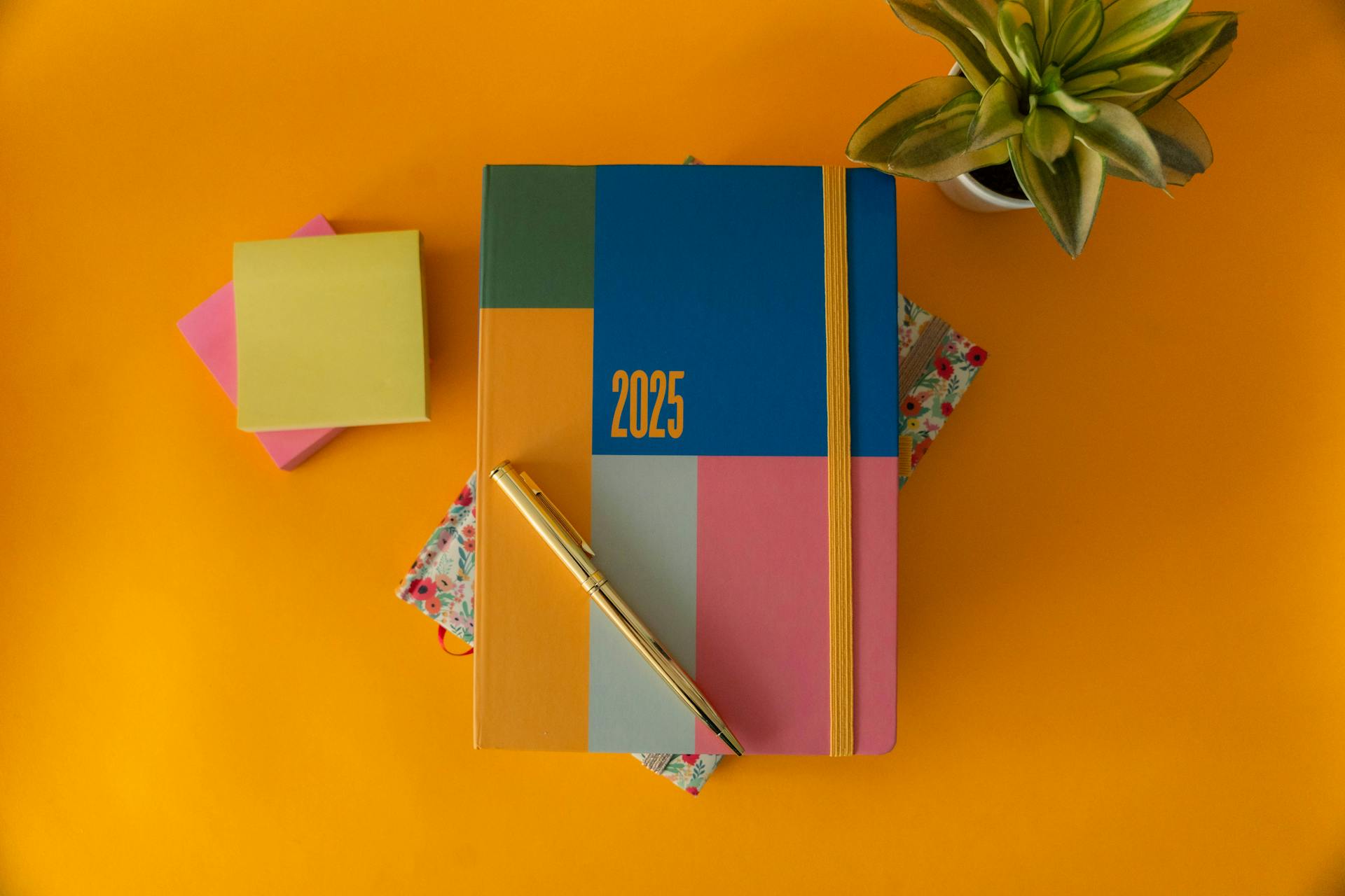 Free stock photo of 2025, 2025 calendar, 2025 planner