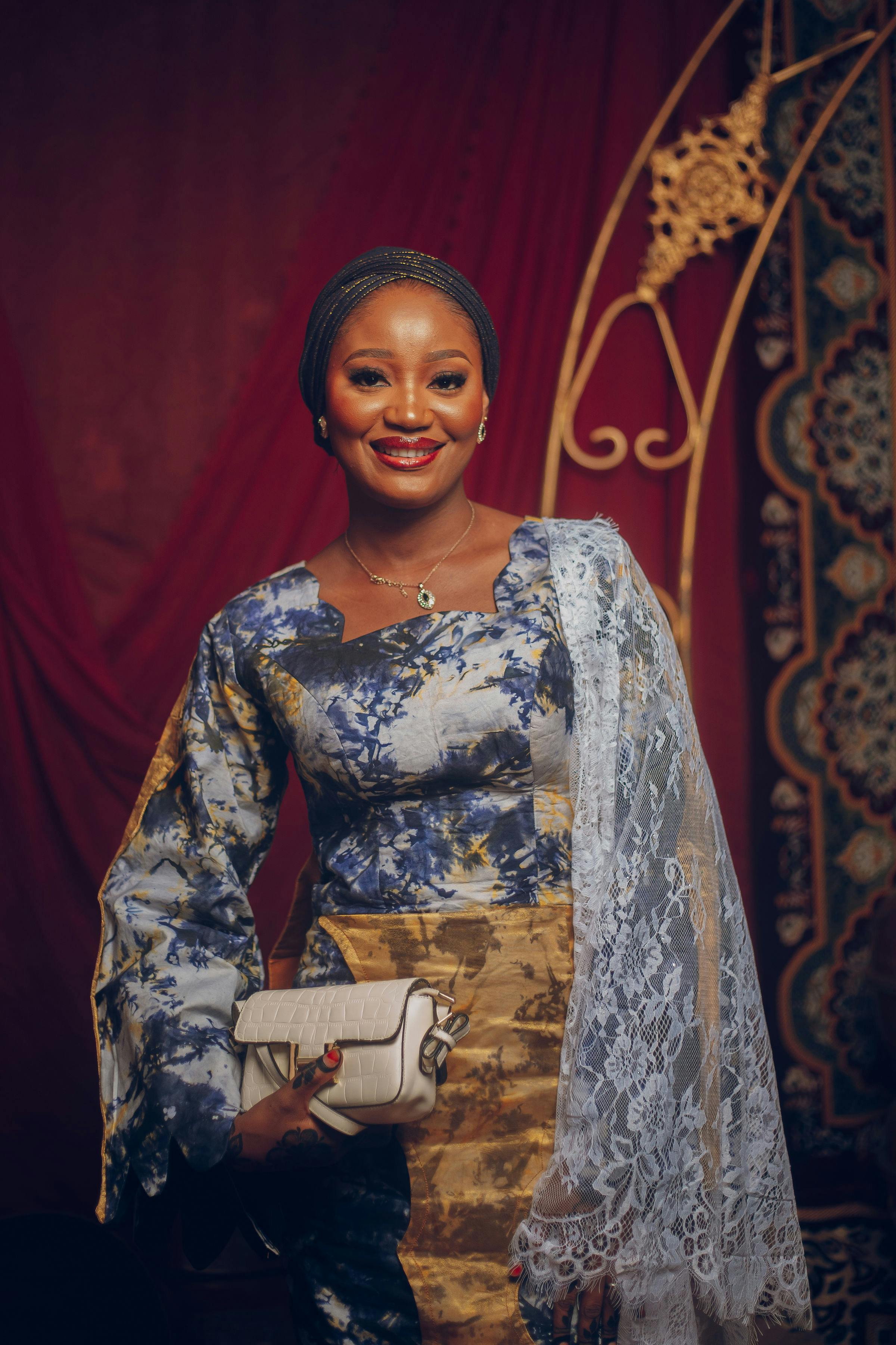 Elegant Woman in Traditional Nigerian Attire · Free Stock Photo