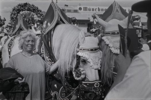 O Desfile da Oktoberfest de Blumenau - imagem 2