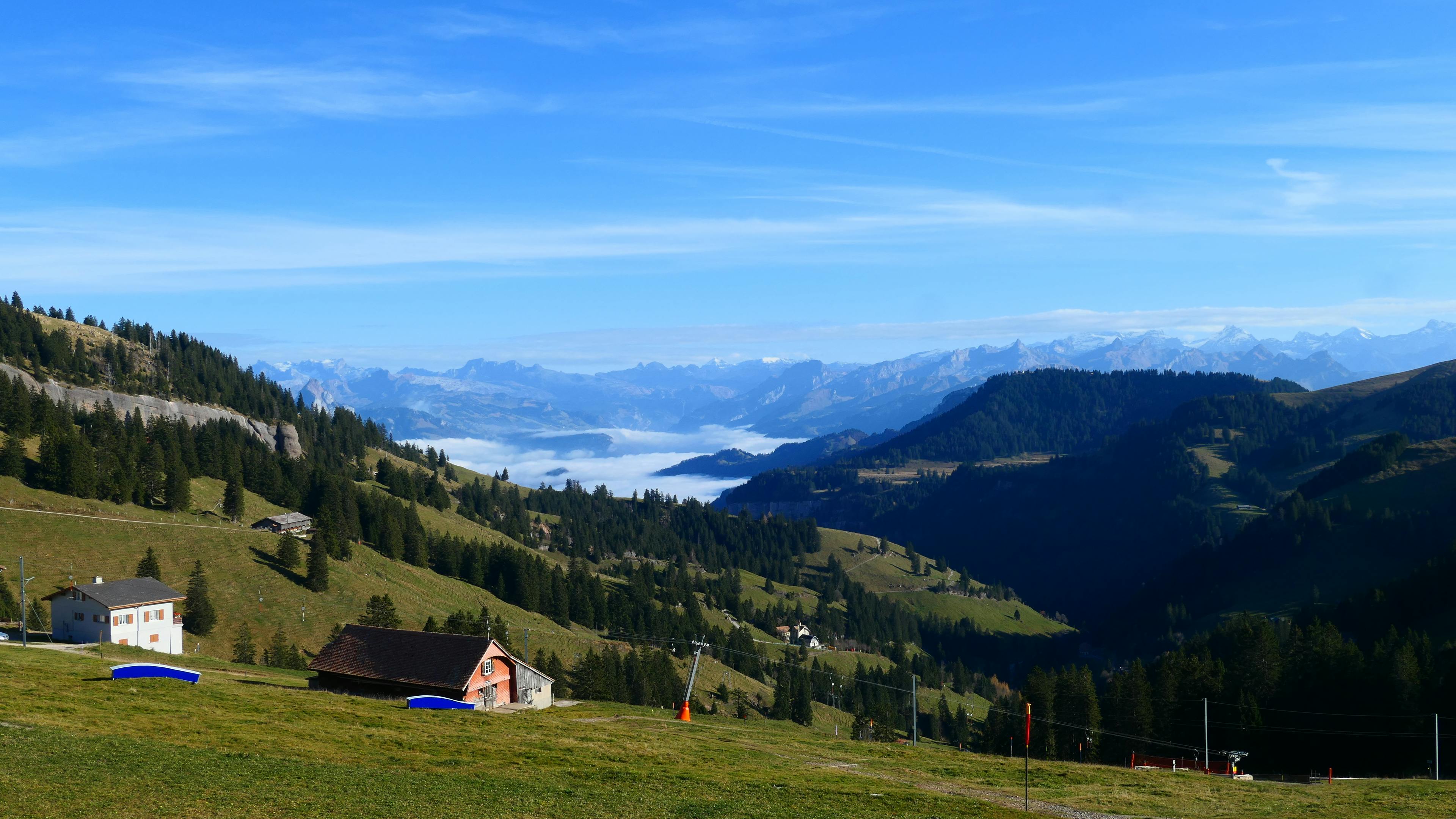 スイスの景色を代表する山岳絶景スポット