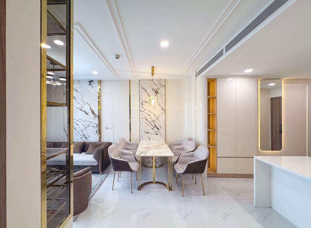 Modern Luxury Dining Room with Marble Accents · Free Stock Photo