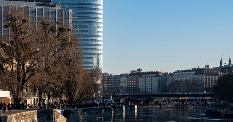 Les métiers de la banque et de l’assurance : qui recrute vraiment en 2026 ?