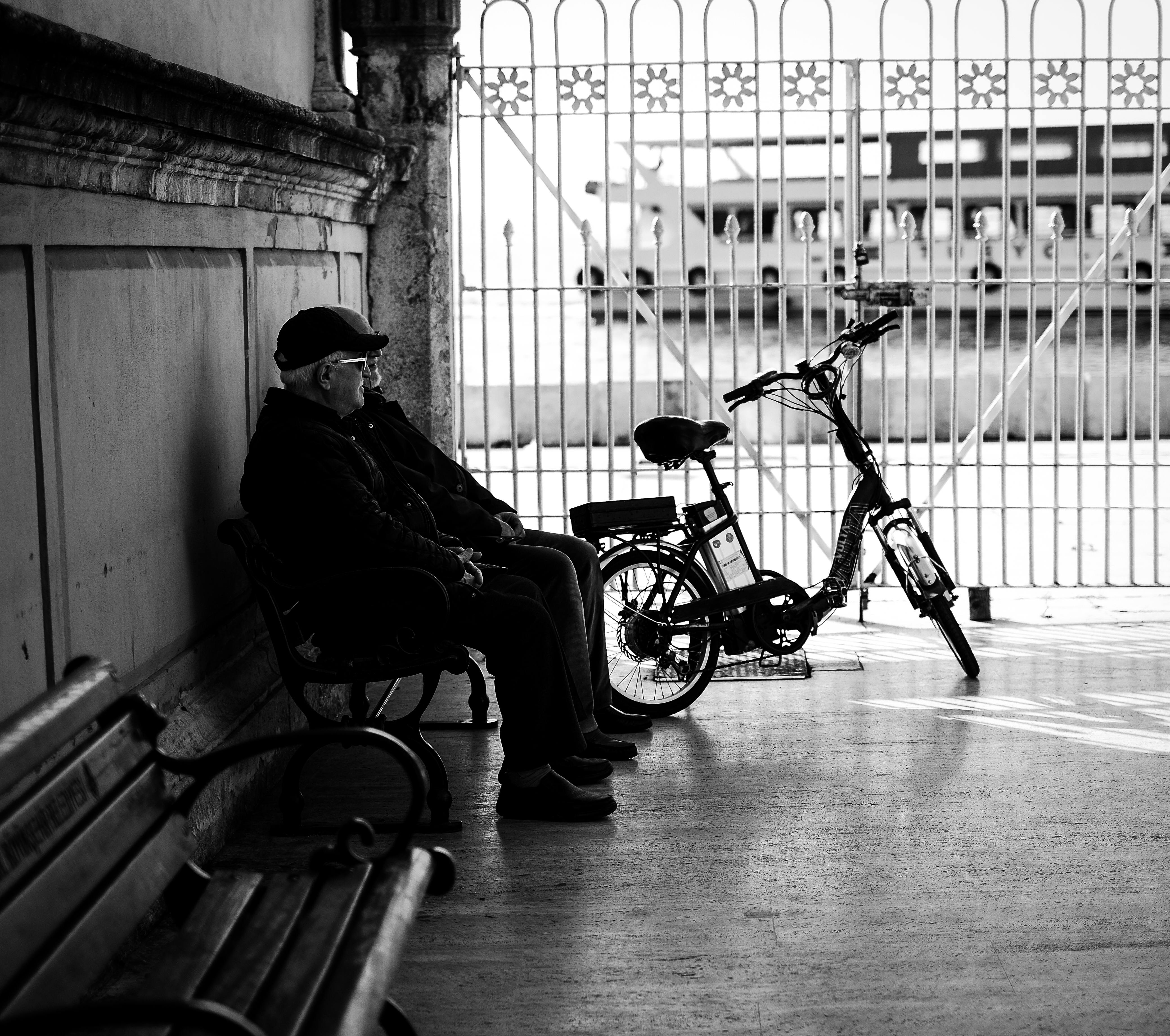 How Folding Ebikes Are Changing Urban Mobility — Photo by Can Ceylan on Pexels