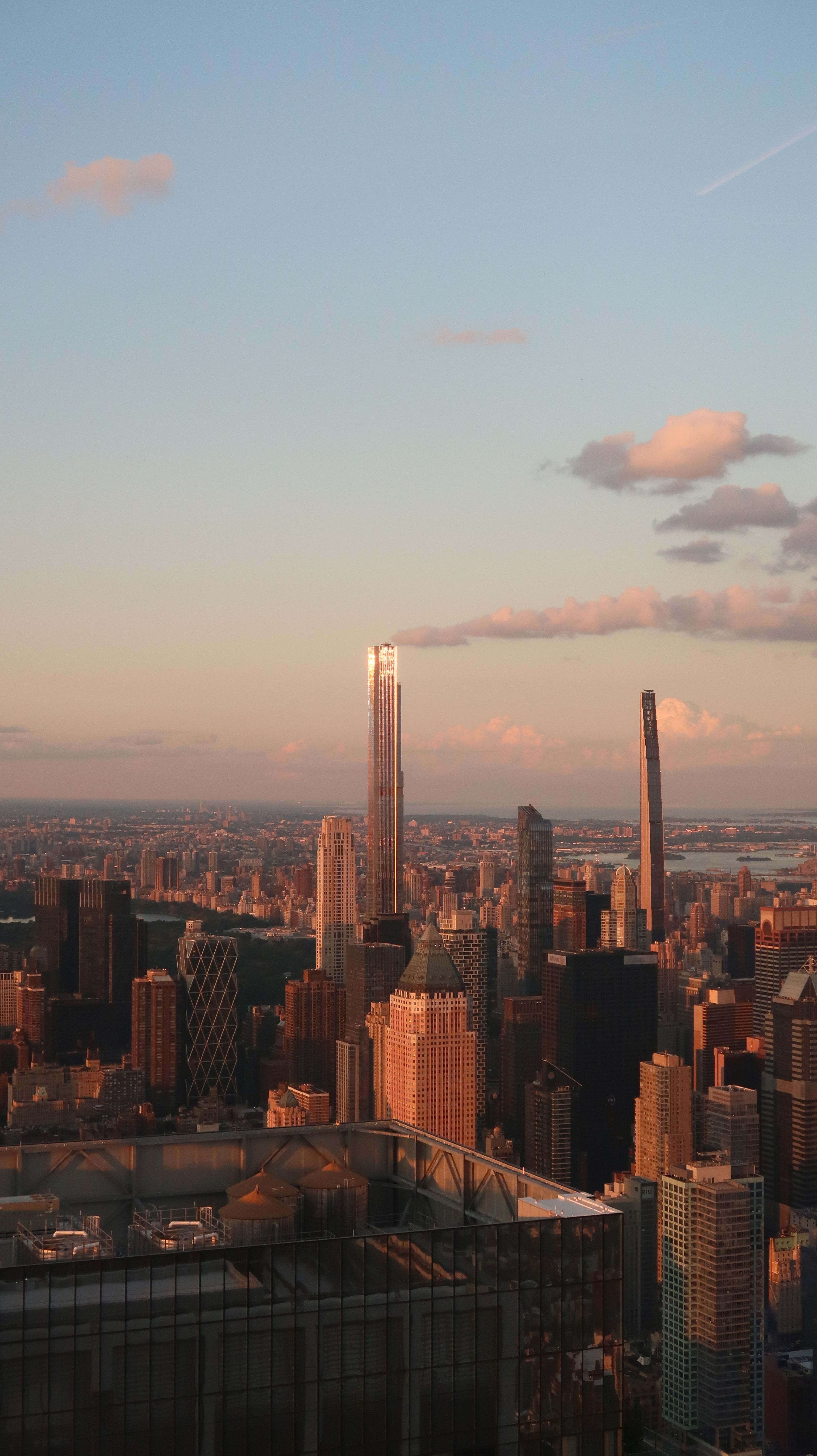 New York City Skyline at Sunset - Captivating View · Free Stock Photo