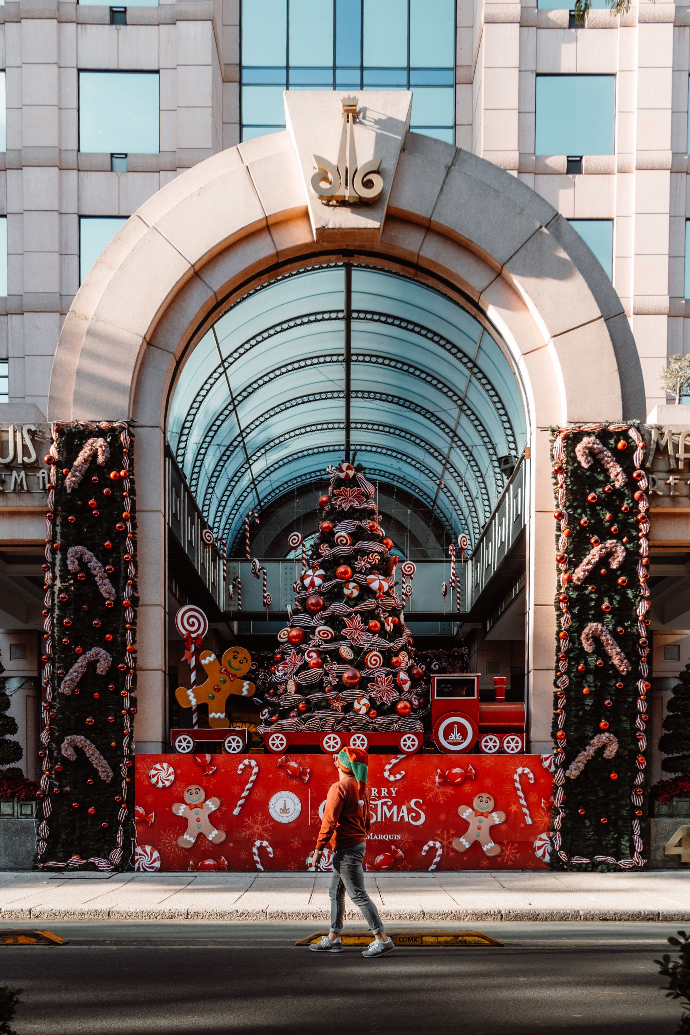 Christmas Decor at Shopping Mall in Mexico City · Free Stock Photo