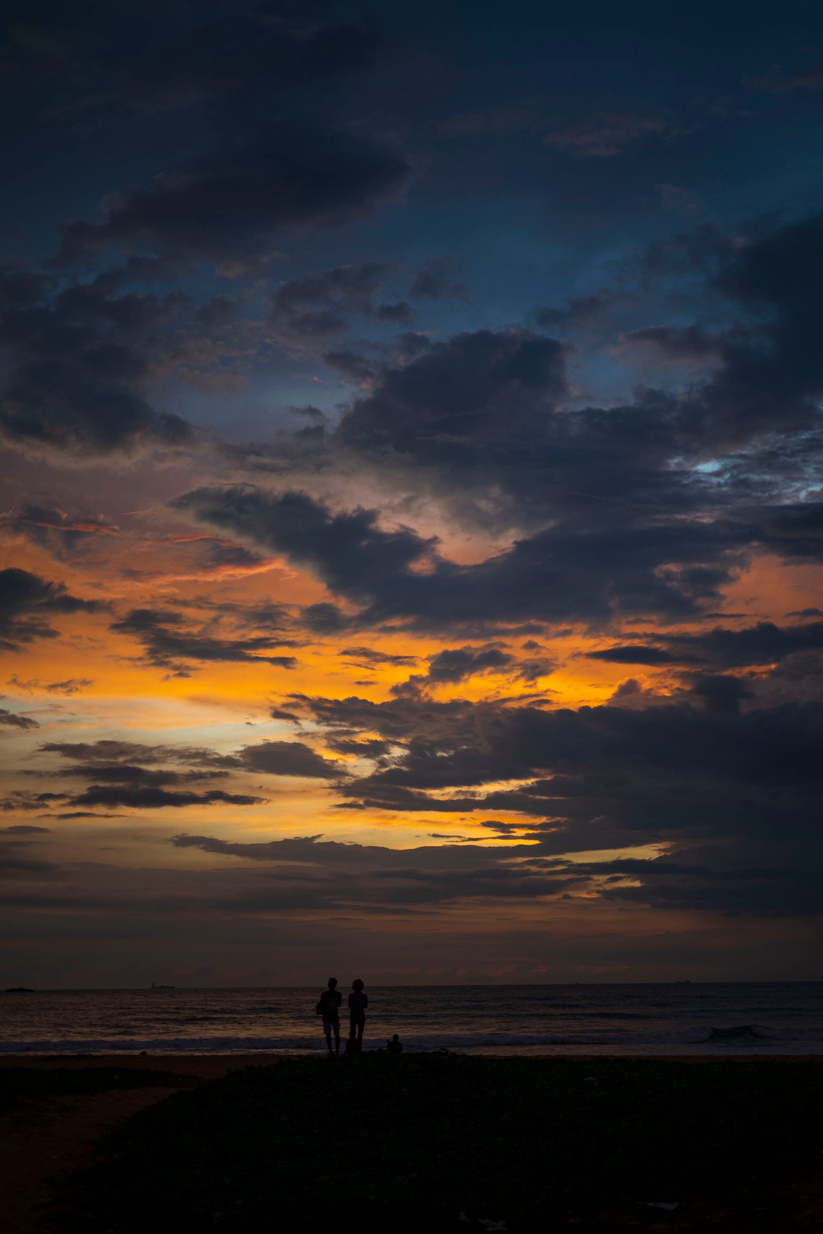 Vibrant sunset over the ocean on a Sri Lankan beach, a popular winter escape for British travellers