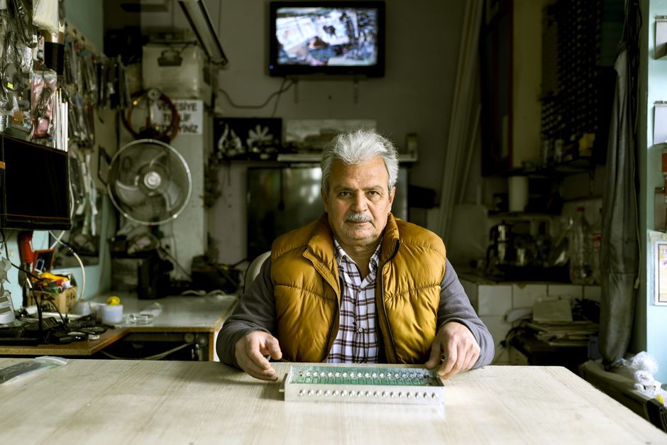 small workshop owner tablet inventory