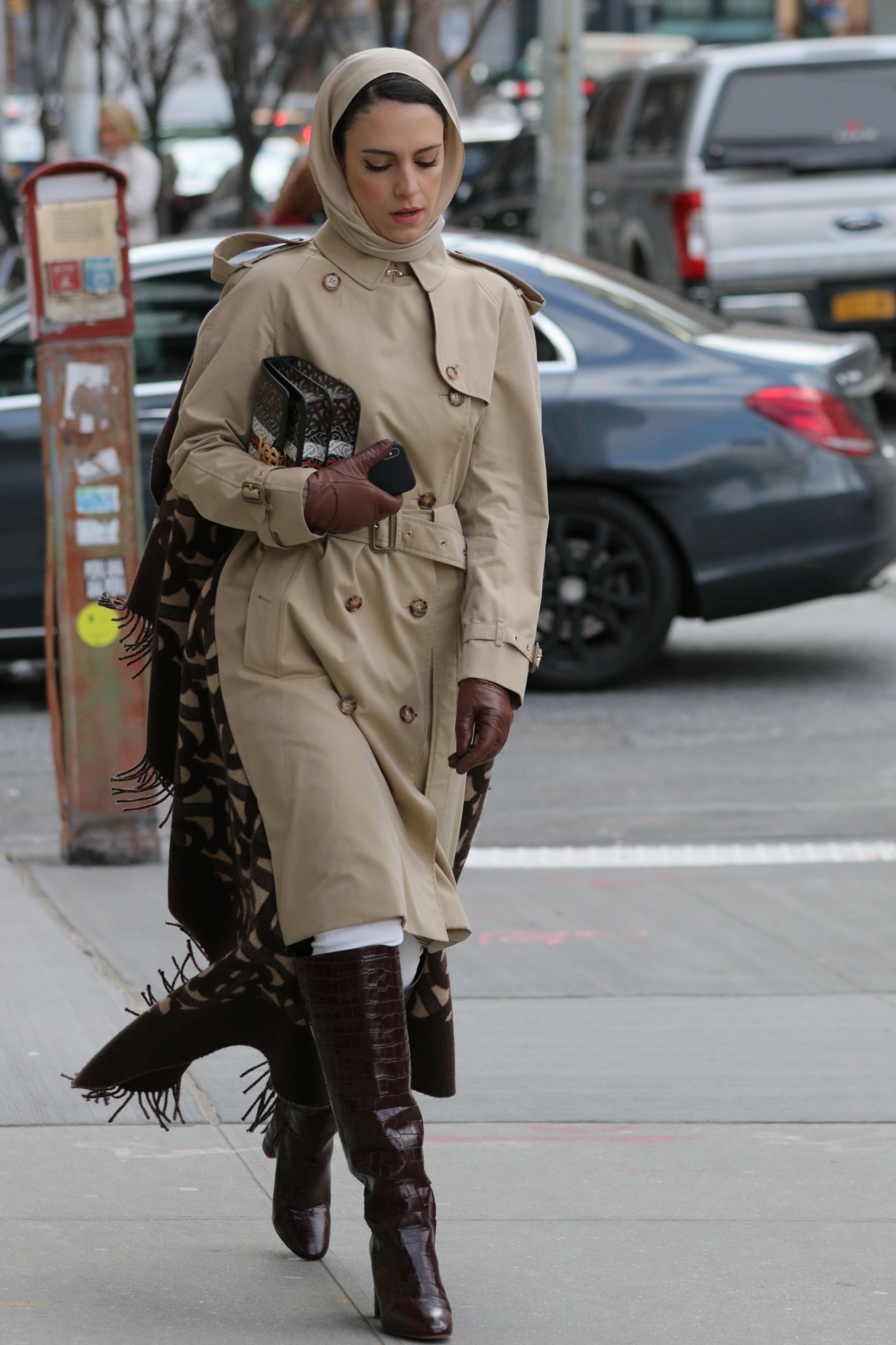 Stylish Woman in Trench Coat Walking in NYC · Free Stock Photo