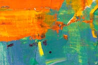 这幅色彩缤纷的抽象画，以大胆的丙烯线条为特色，能为任何墙面装饰增添现代气息