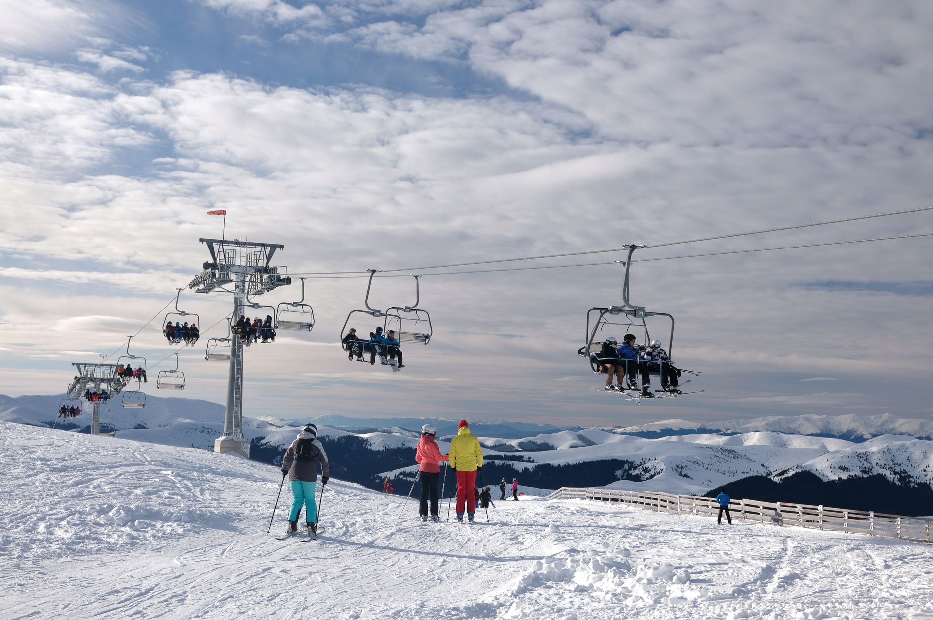 5 Best Ski Resorts in Australia for 2025-2026 | Ultimate Guide