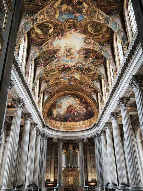Free Intricately painted Baroque ceiling in a grand chapel showcasing architectural beauty. Stock Photo