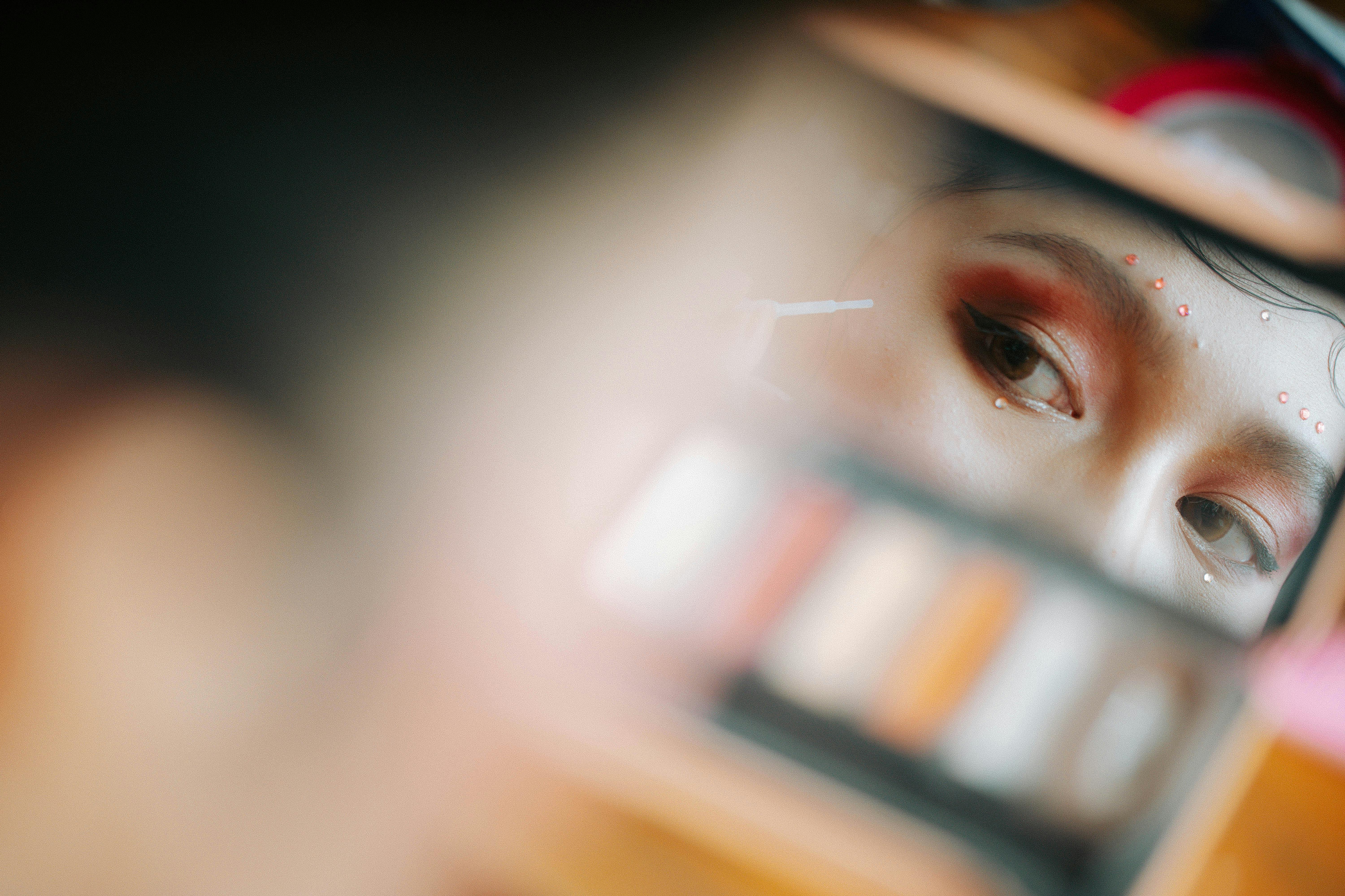 Cosmeticorexia: a worrying obsession with flawless skin or just a new term for an old problem? - The Guardian — Photo by Kenn