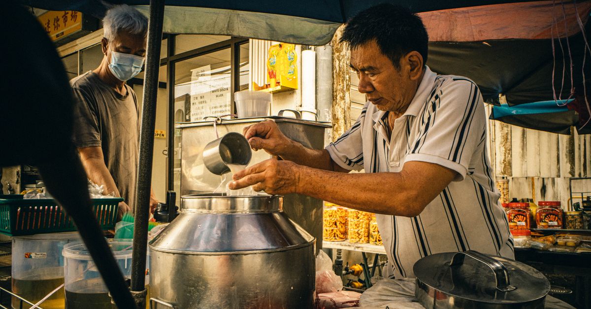 Malacca Jonker Street market food vendors