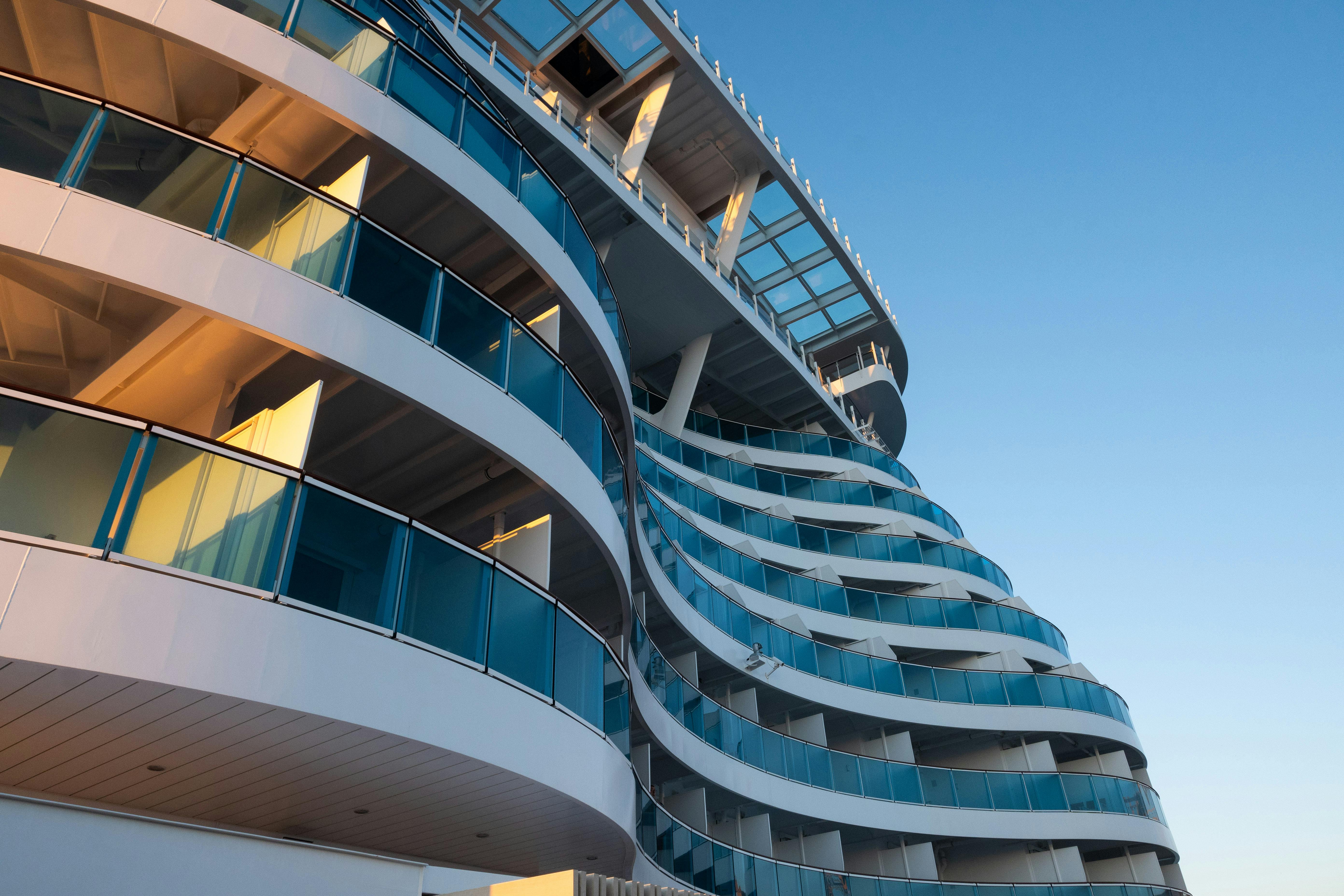 Royal Caribbean Debuts Two New Credit Cards: Are They Worth It? — Photo by Bingqian Li on Pexels