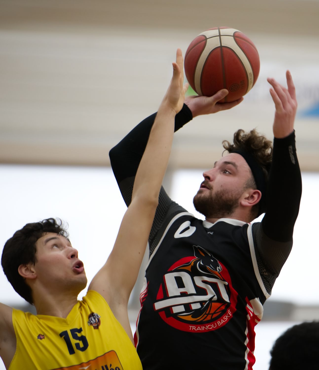 Dynamic Basketball Game Action Shot · Free Stock Photo