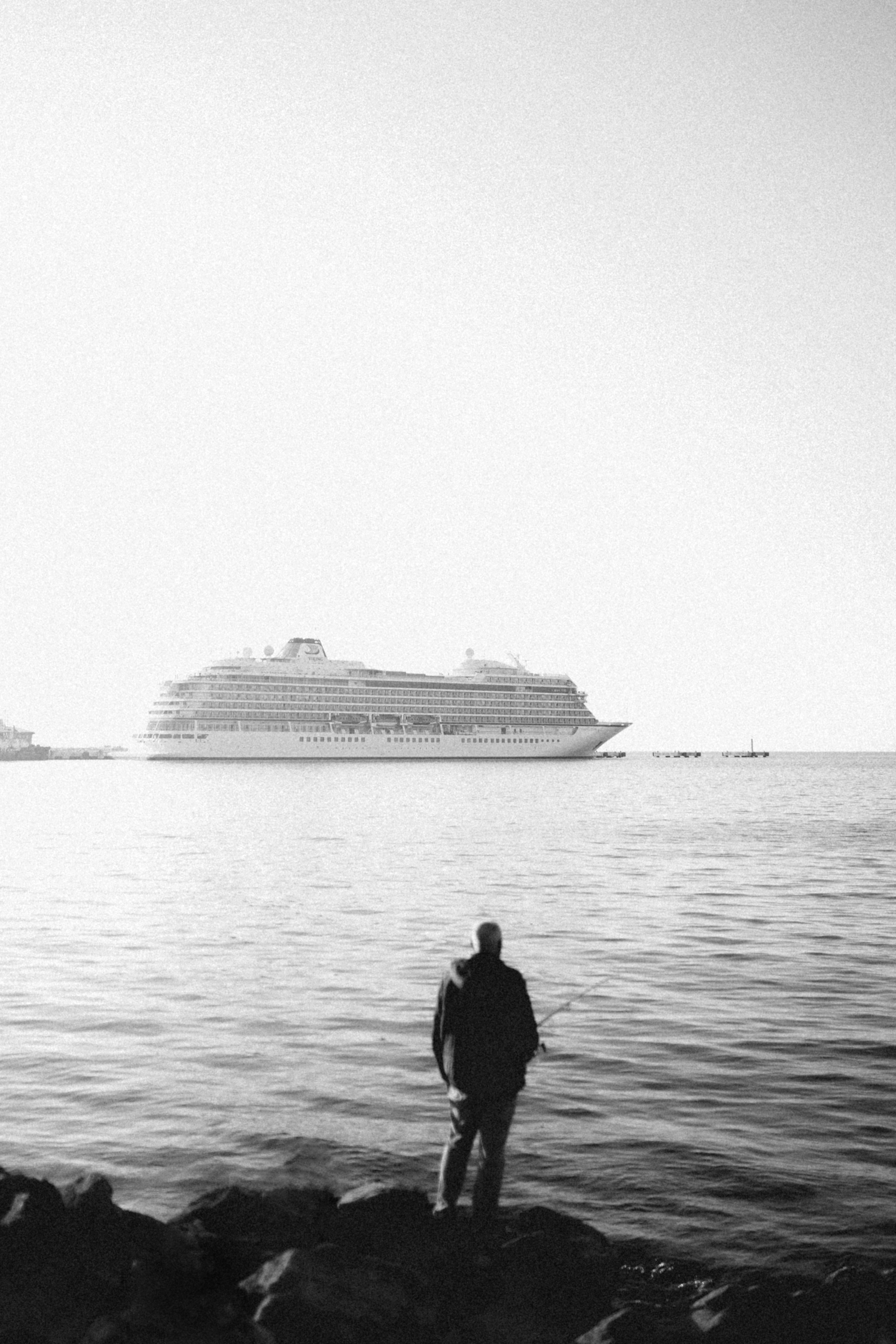 Black and White View of Cruise Ship at Kuşadası · Free Stock Photo