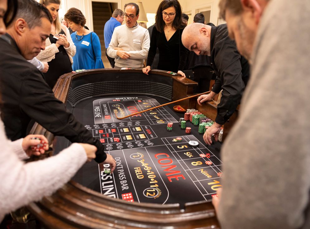 Online Casino: Spielautomaten und Live-Spiele im Überblick