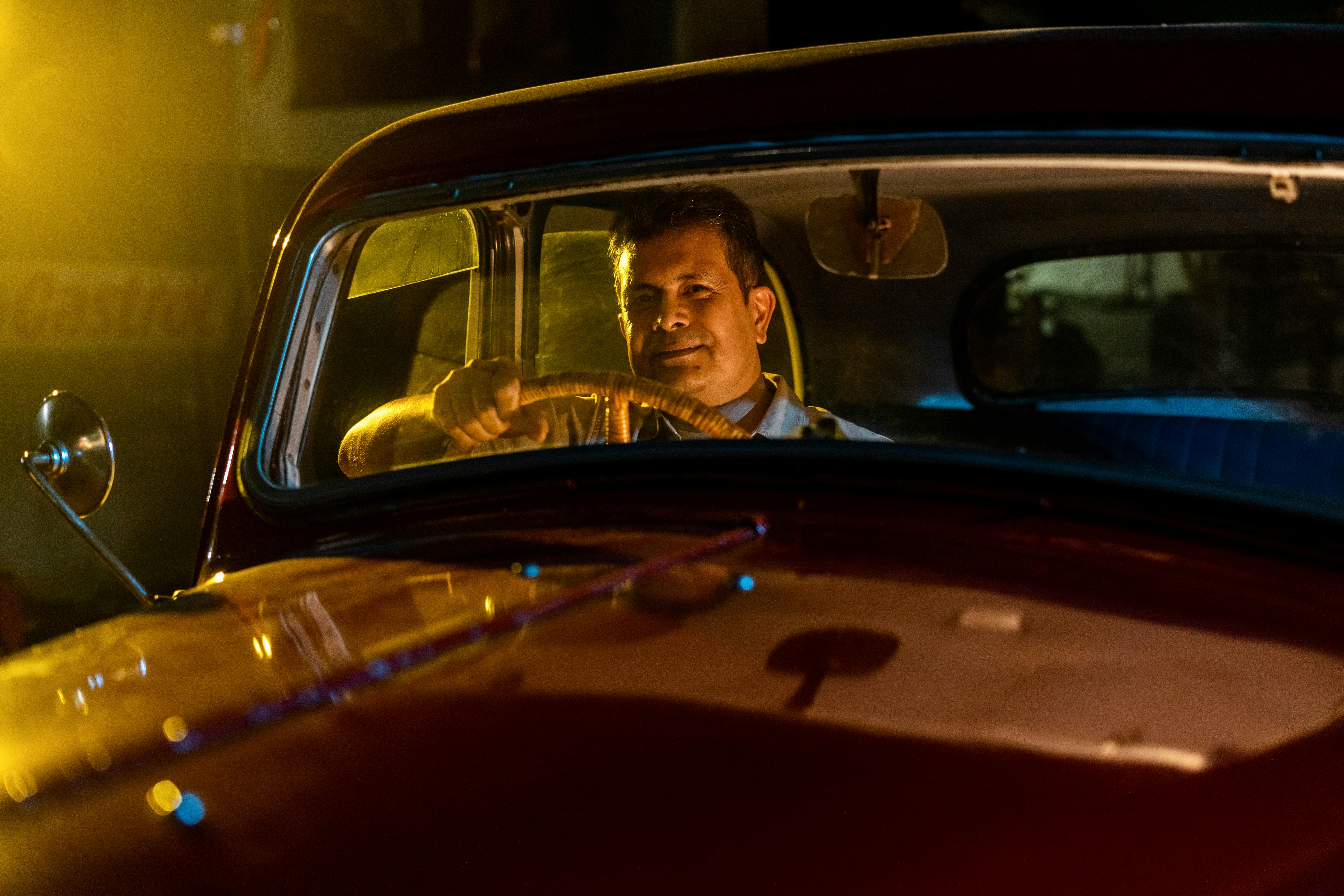 Fragrance Storytelling: Unveiling the Hidden Tales Behind Each Scent