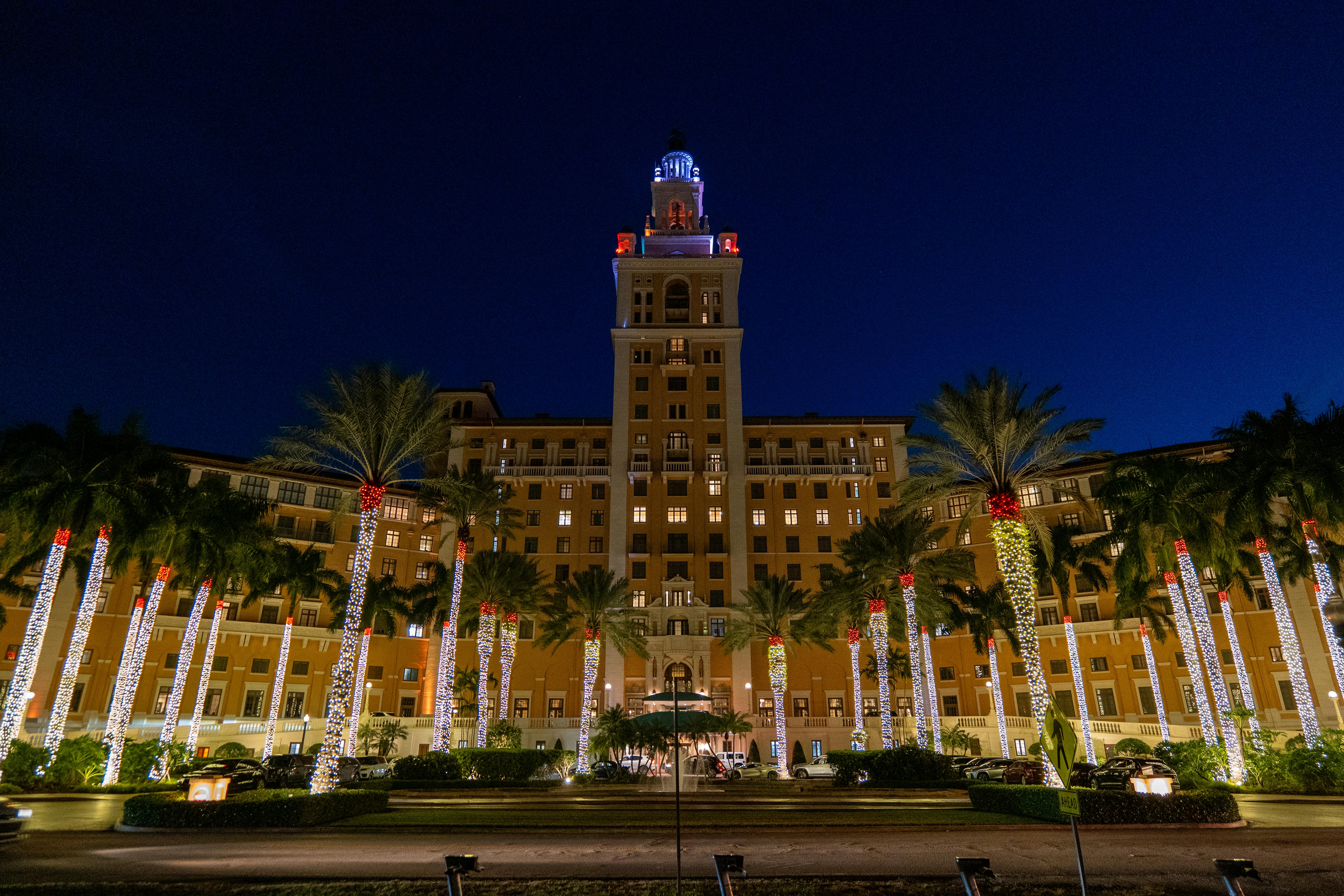 Uber To Begin Offering Hotel Bookings, Vacation Rentals — Photo by Matt W on Pexels