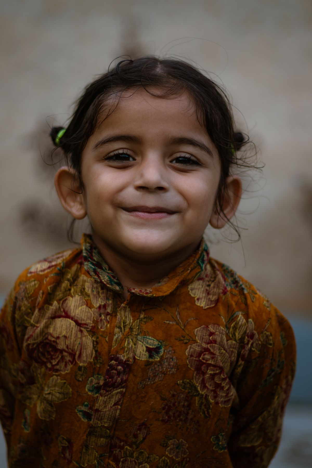 Joyful Portrait of a Girl in Traditional Indian Attire · Free Stock Photo
