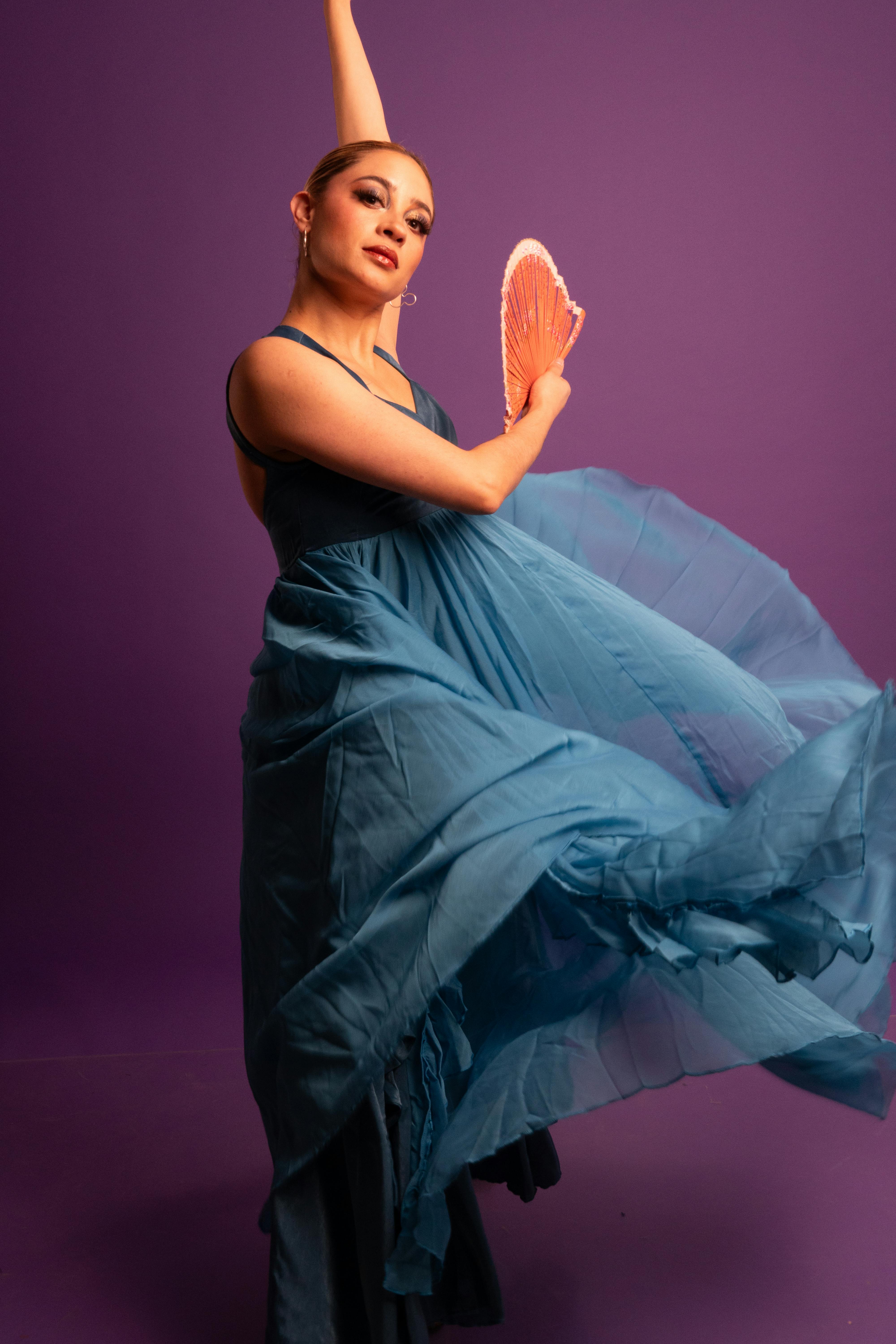 Gratis Baile Flamenco Modelo: @Angelica Perea Organización: @Pexels.Latam Coordinadores: @Anyajuarez @Israyosoy Maquillaje: @Zaret Makeupartist Locación: @Estudio De Fotografia Elnido  Foto de stock