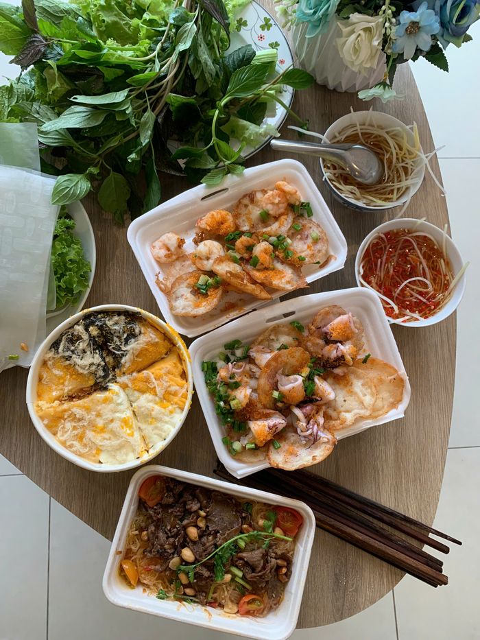 Đám giỗ Thơ Bùi