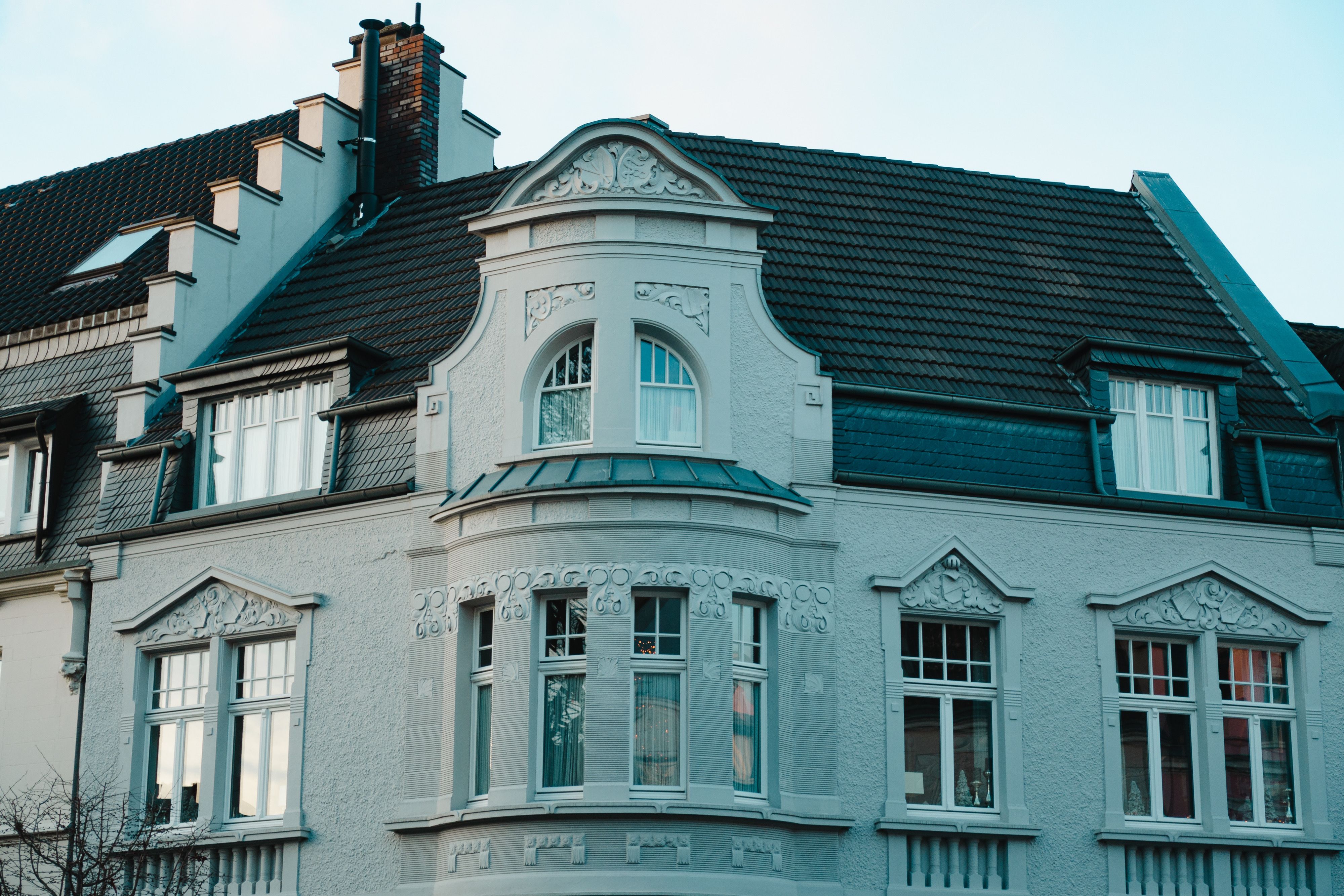 Historic European Architecture with Ornate Facade · Free Stock Photo