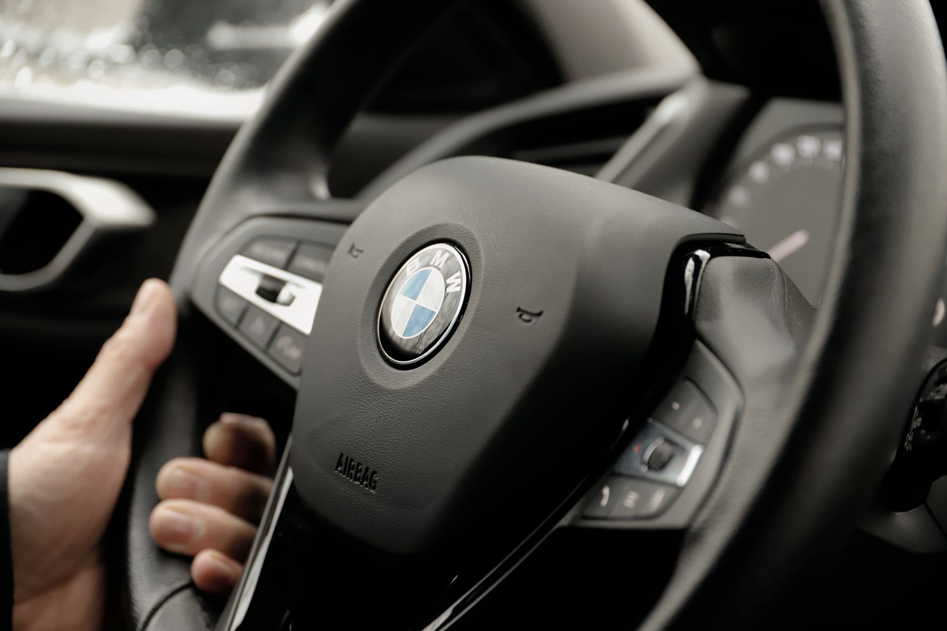 BMW Highway Assistant depășește 200 de milioane de kilometri parcurși fără mâini de clienți