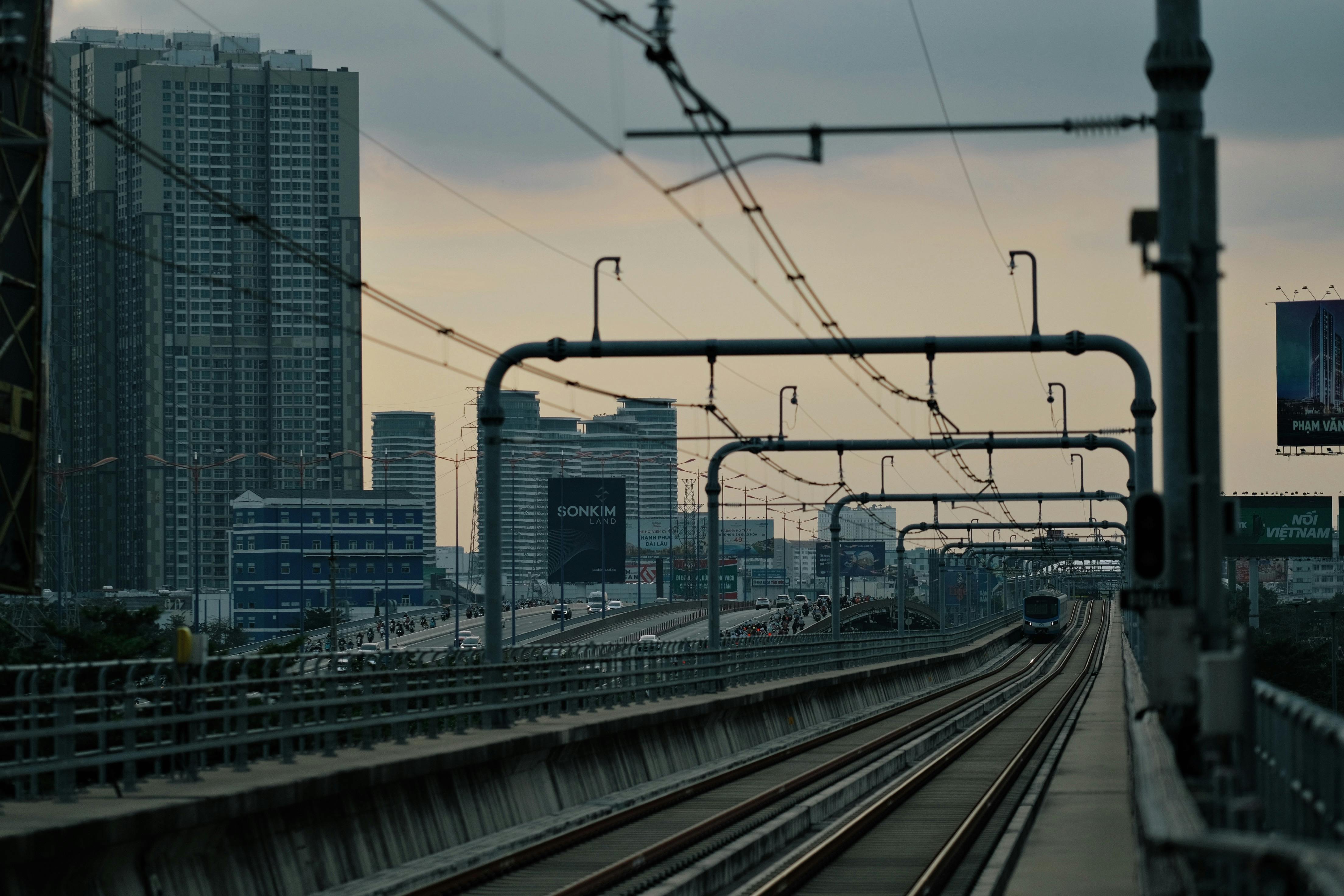 Phát triển công nghệ nội địa là yếu tố sống còn trong các dự án hạ tầng chiến lược