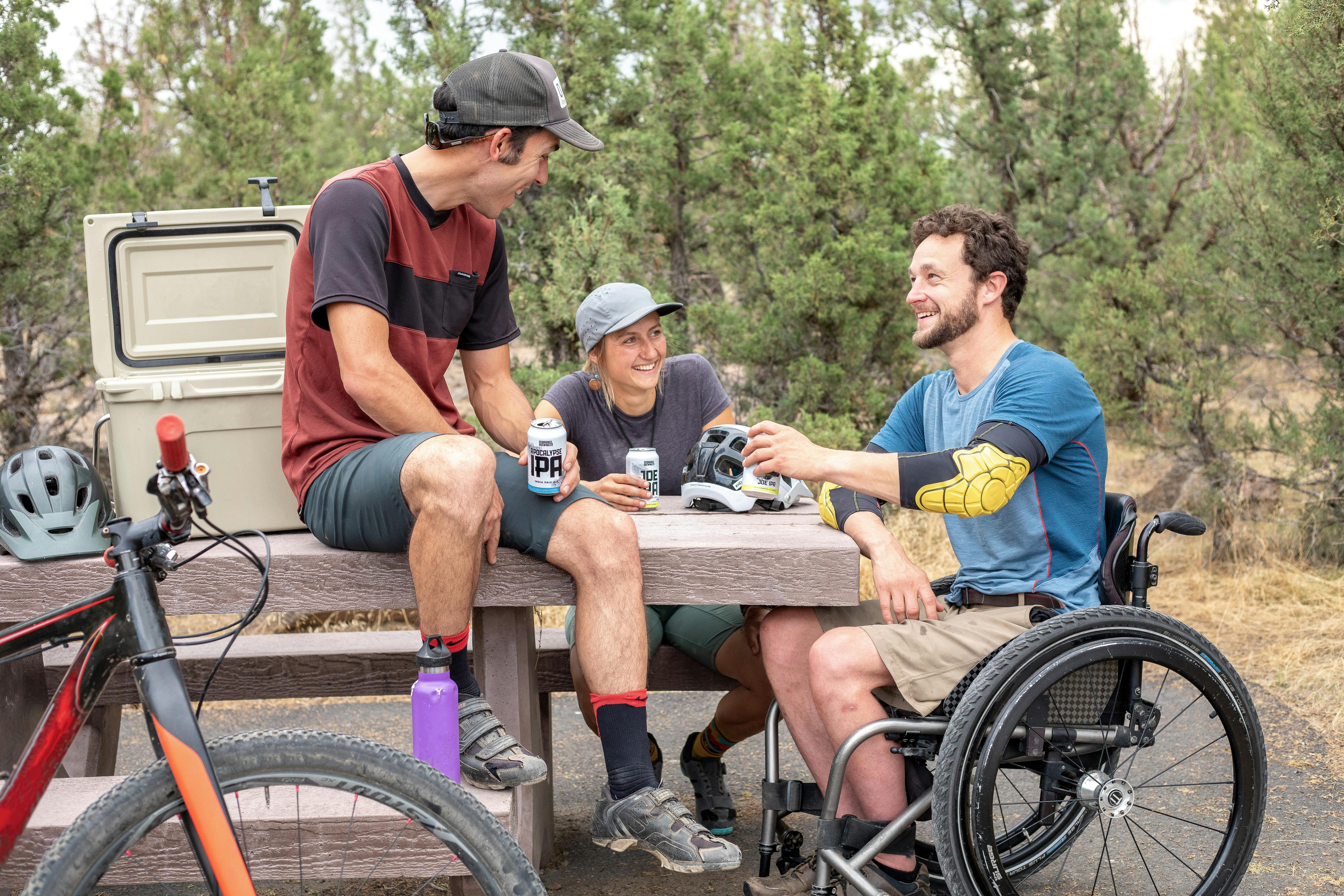 Men having fun together. | Photo: Pexels