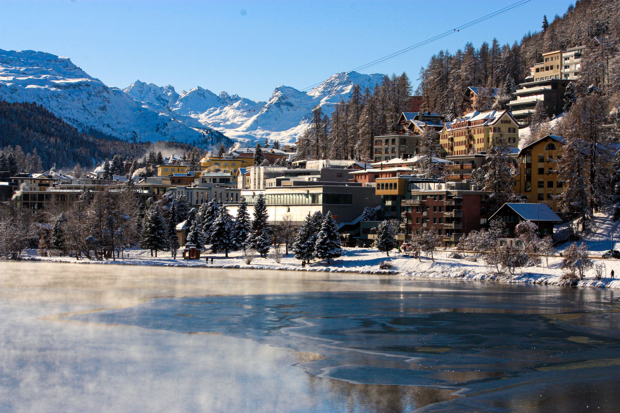 Suvretta House. Ski-In Ski-Out. Since 1912.