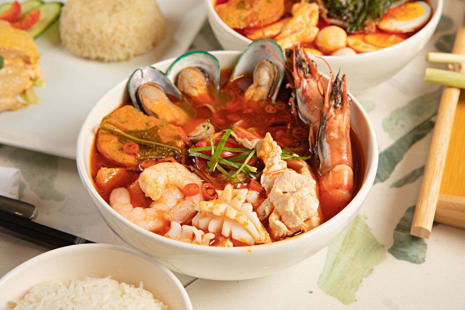 Spiced Tom Yum with Lemongrass