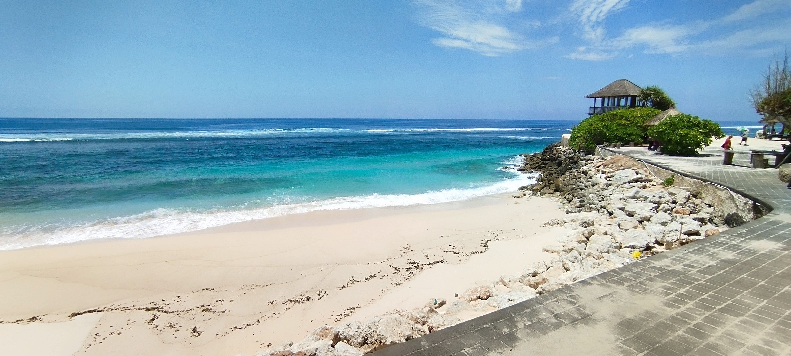 5 Pantai Terindah di Bali yang Bikin Liburan Sempurna